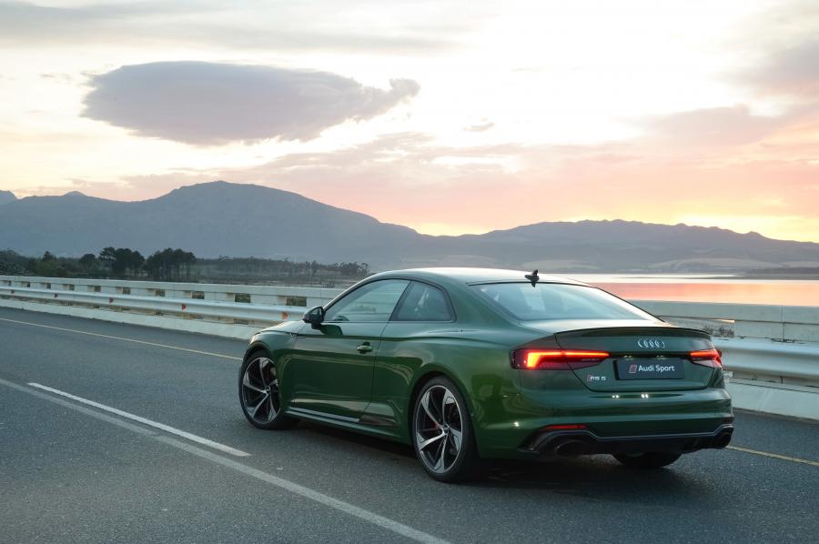  Audi RS5 Coupe 2017 года  (ZA) (фото 17 из 22)